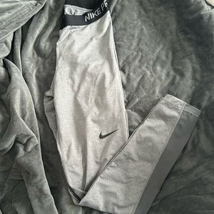Gray Nike pro leggings